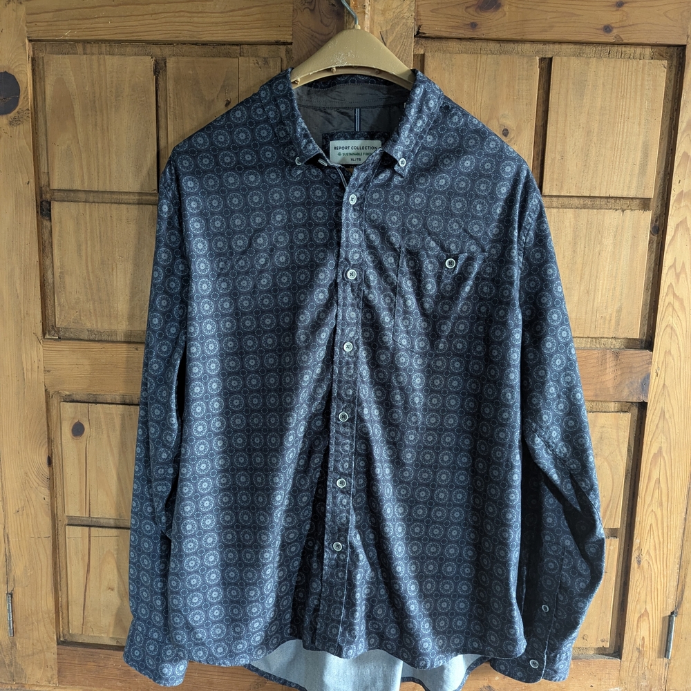 Report Collection Men's Navy Button Up Shirt. Paisley Design. Western Wear.